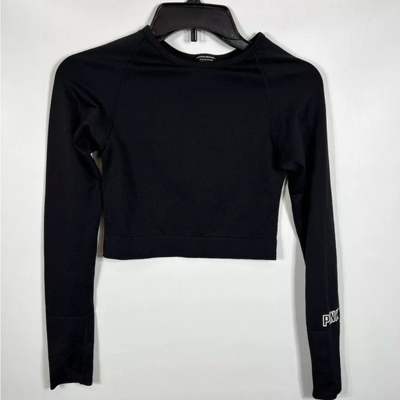 PINK Women's Black Long Sleeve Crop Top - Picture 1 of 4